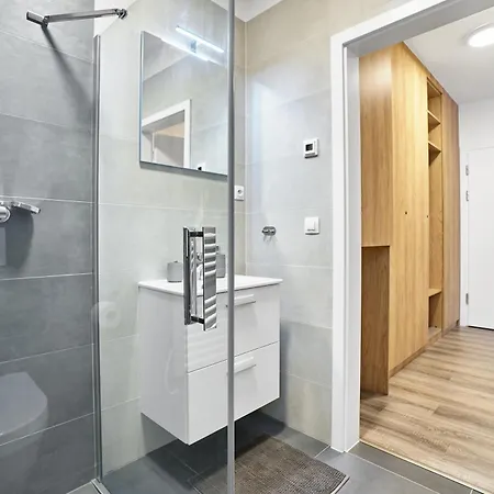 186 By Mountain Ways Apartment